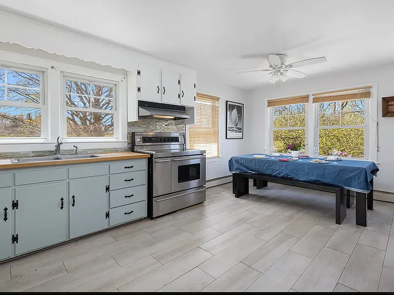 153 Hamilton Ave — Photo 5