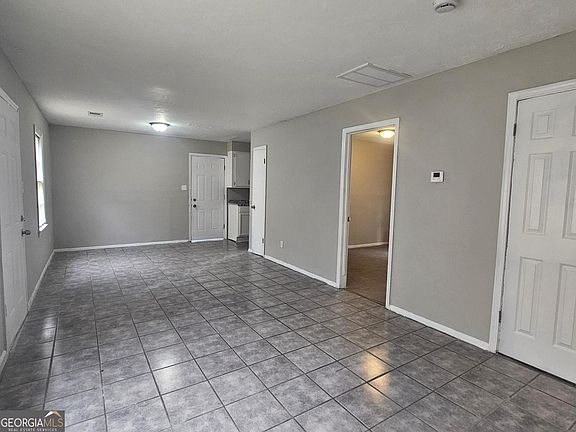 5th image of 2810 Jadan Pl