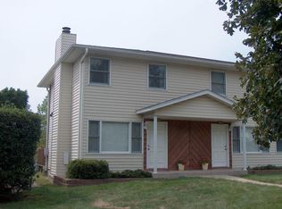 3502 Hillandale Rd, Davenport, IA 52806
