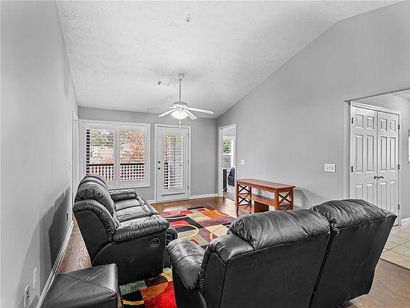 4th image of 1385 S Donahue Dr APT 3203