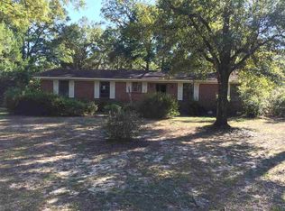 5925 Hamilton Bridge Rd, Milton, FL 32570