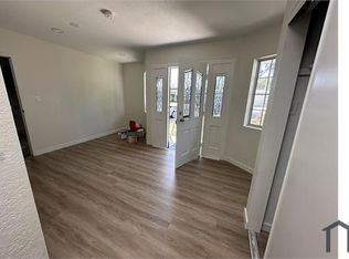 5825 E Walton St, Long Beach, CA 90815