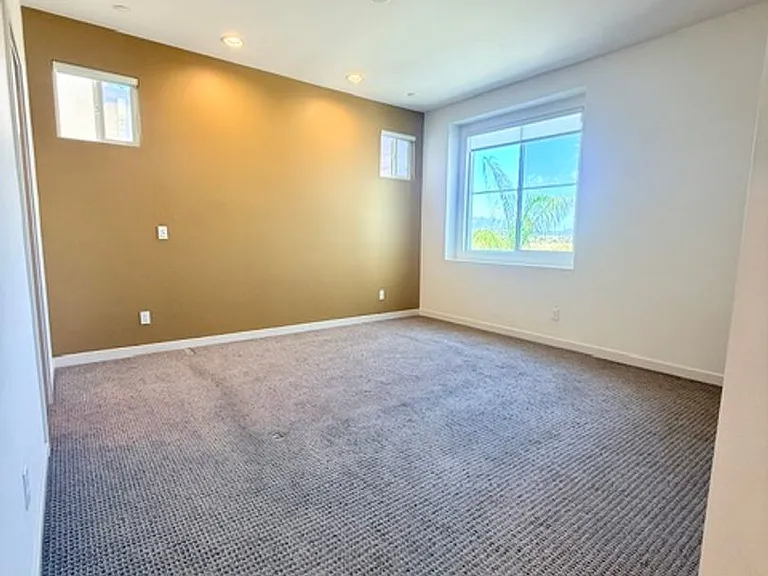 2344 Element Way — Photo 12