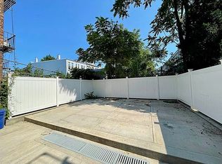 54-10 Flushing Ave #1B, Maspeth, NY 11378
