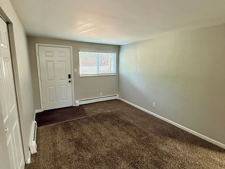 4413 Forrest Hill Rd — Photo 25