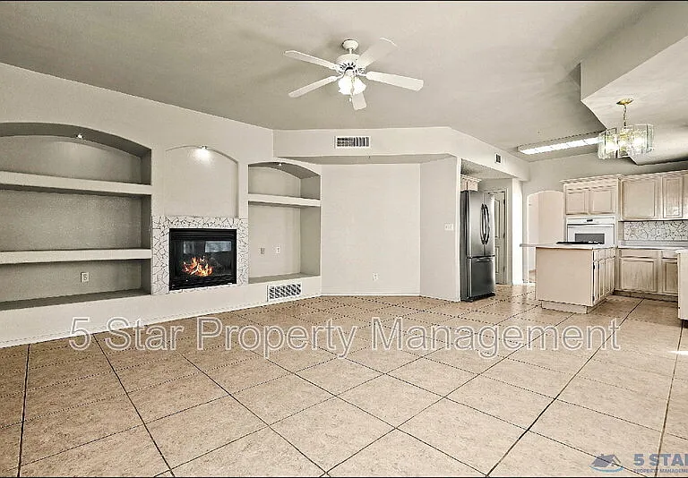 1315 Olga Mapula Dr — Photo 18