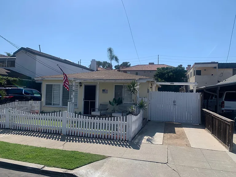 715 Alabama St — Photo 1