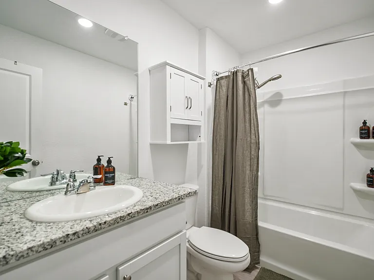 2411 Lake Hls — Photo 19
