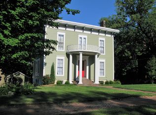 1420 Henry St, Alton, IL 62002