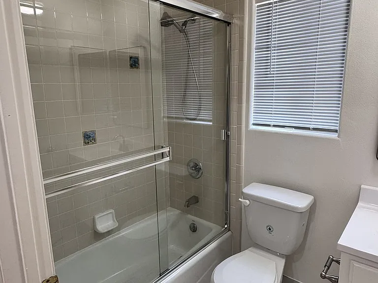 6344 Denny Ave #7 — Photo 18