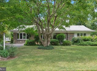 417 Pinecrest Rd, Springfield, PA 19064