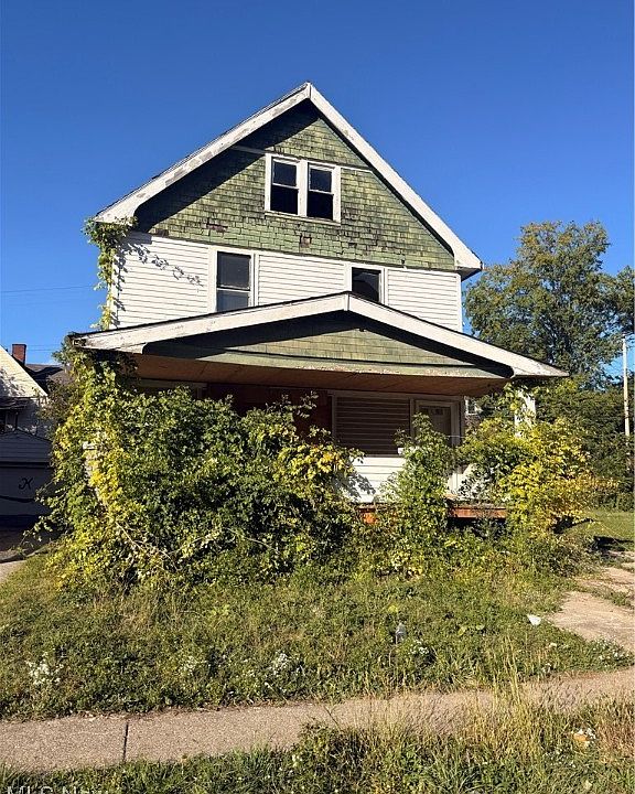 2nd image of 13913 Strathmore Ave