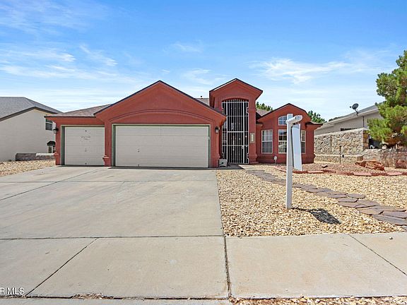 2nd image of 4360 Loma Taurina Dr