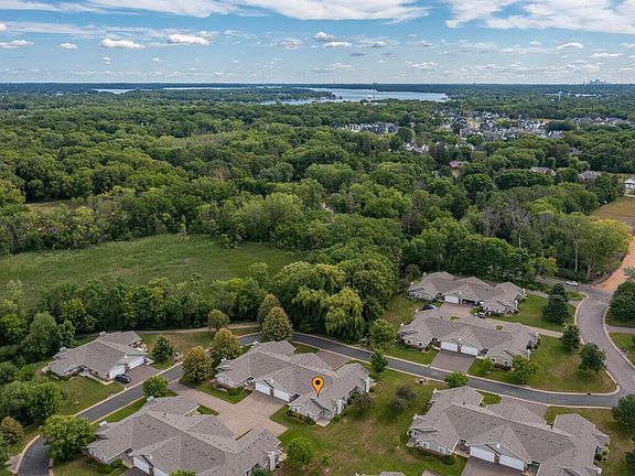 5th image of 6055 Pond View Dr