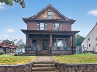 1454 Edgerton St, Saint Paul, MN 55130