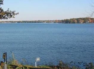 10309 Woodlawn Dr, Portage, MI 49002