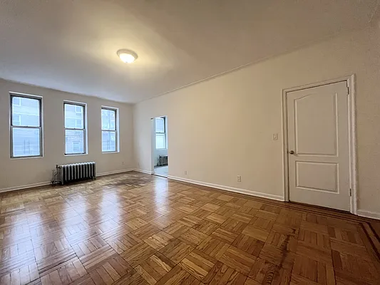 Rented by AZ REALTY NYC LLC | media 5