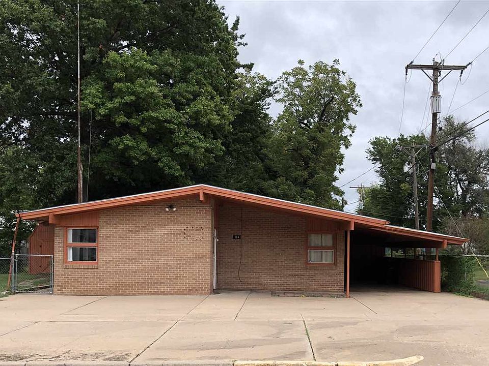 1st image of 114 W Walnut Ave