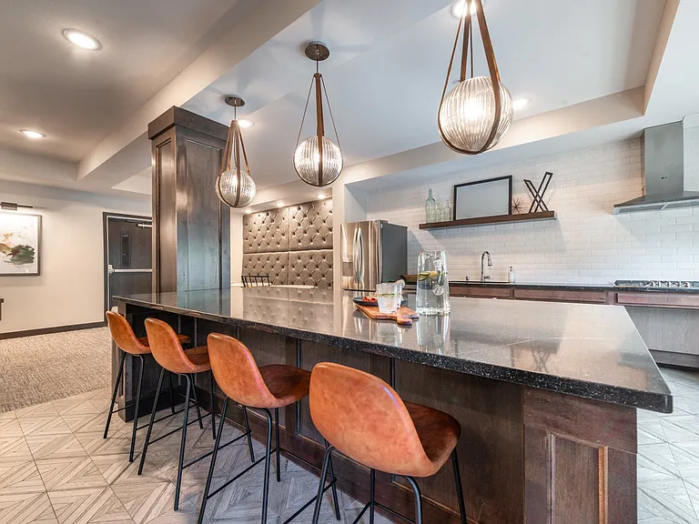 Northlake Lofts — Photo 23