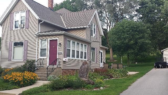 2nd image of 422 N Sanborn Ave