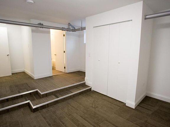 4th image of 1154-56 E 56th St #1156-B