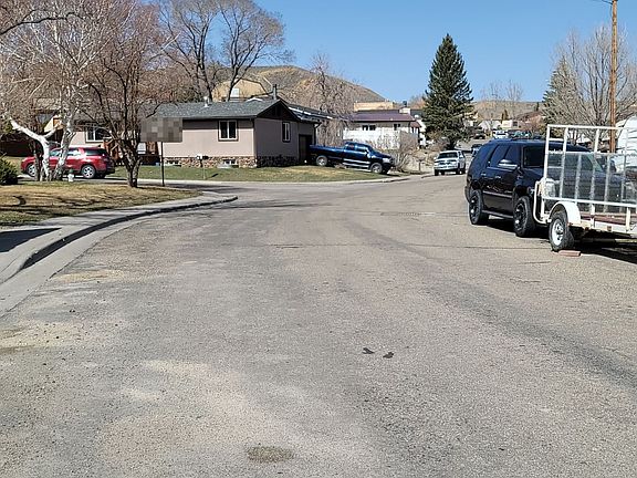5th image of 835 Iowa Ave