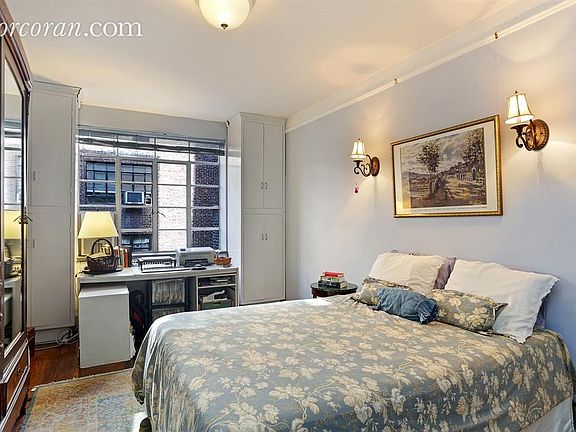 4th image of 161 E 88th St APT 4D