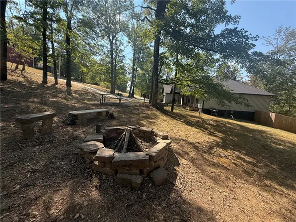 10264 Smokey Ln, Fayetteville, AR 72701