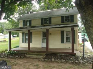 238 Hollow Rd, Stewartstown, PA 17363