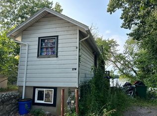 170 School St, Pembroke, MA 02359