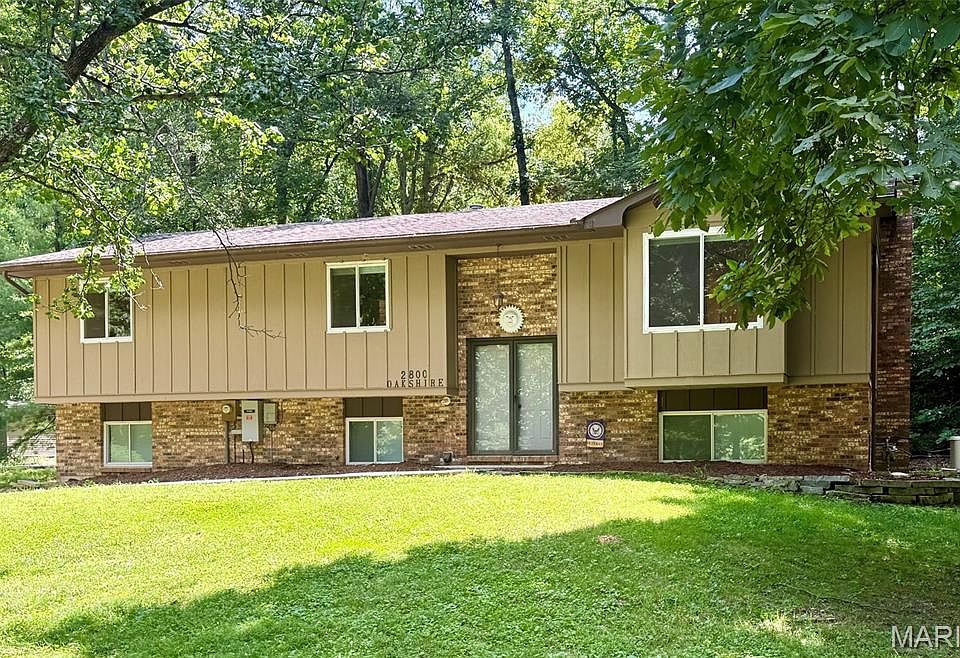 1st image of 2800 Oakshire Cir