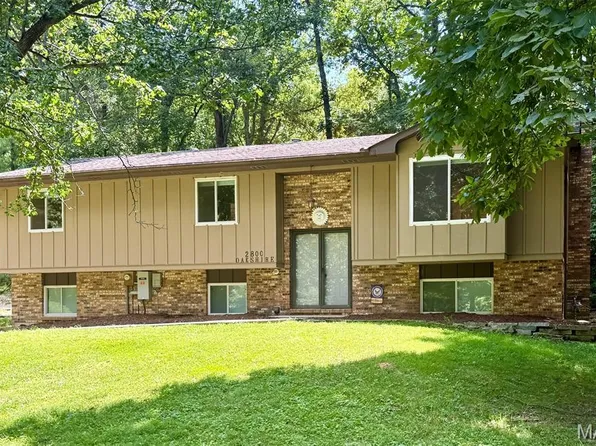 2800 Oakshire Cir, Cape Girardeau, MO 63701