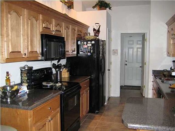 5th image of 1024 Cobblestone Dr