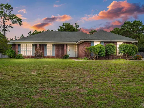 7424 Brewster St, Navarre, FL 32566