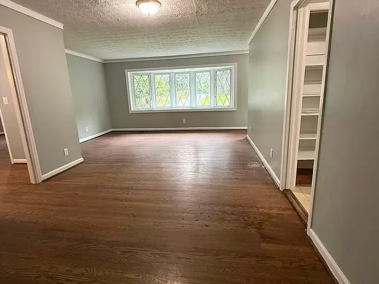 3549 Wilton Ave — Photo 4
