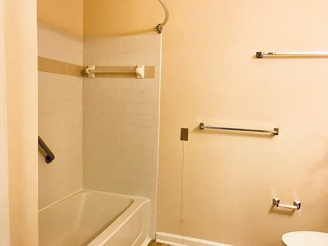Forest Glen Senior Apartments 62+ — Photo 18