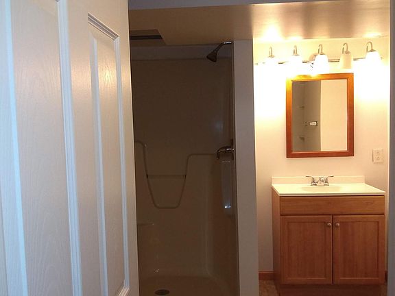 4th image of 330 College Park Dr