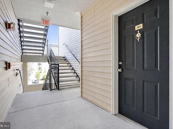 2nd image of 12144 Garden Grove Cir Unit 301