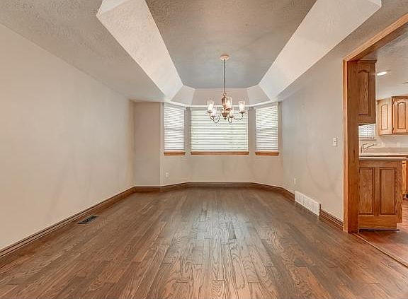 5th image of 8872 S Summer Meadow Dr