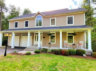41 Thresher Rd, Hampden, MA 01036