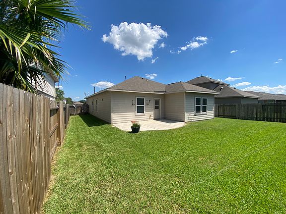 Well maintained yard