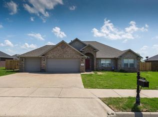 6010 Overland Rd, Siloam Springs, AR 72761