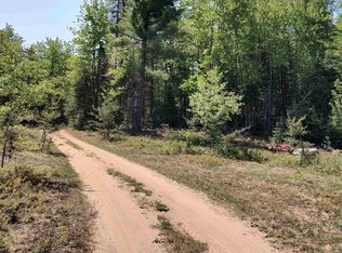 386 Willow Creek Rd, Ishpeming, MI 49849