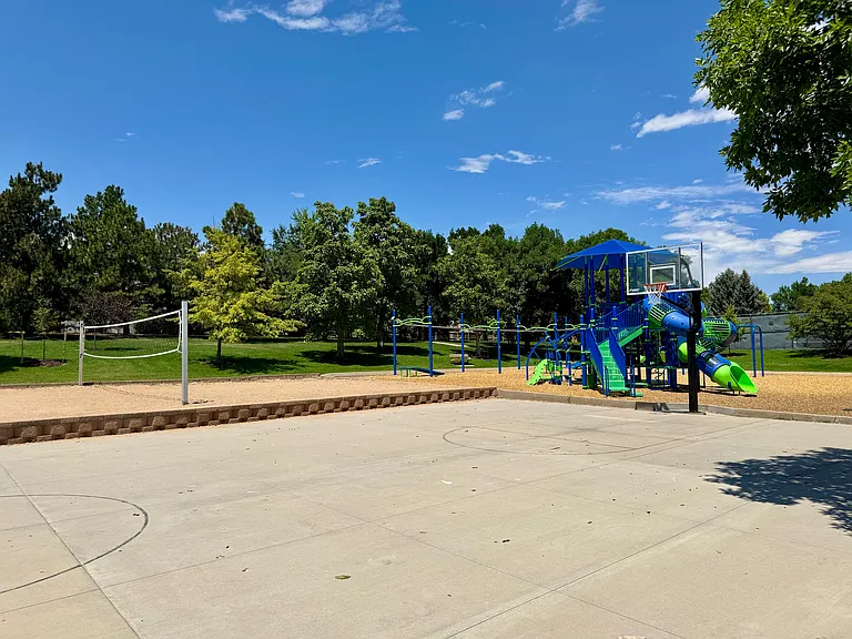 9160 E Arbor Cir #F — Photo 30