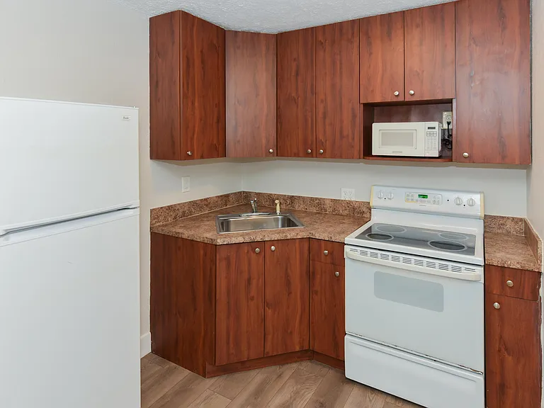 605 N Federal Hwy #13 — Photo 1