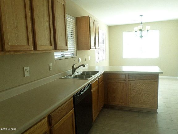 4th image of 1354 W Calle Rio Rojo