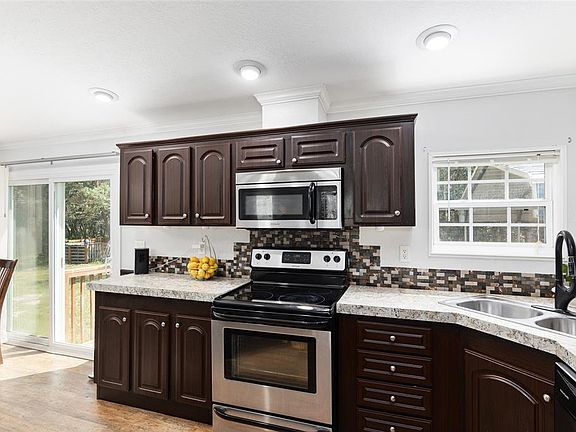 4th image of 14785 SW 71ST AVENUE ROAD