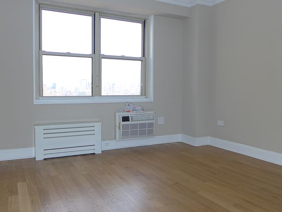 4th image of 80 N Moore St APT 33F