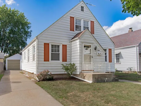 7208 33rd AVENUE, Kenosha, WI 53142