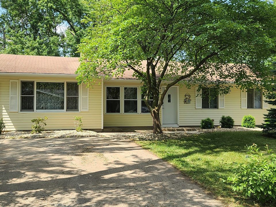 1st image of 820 Tomahawk Dr